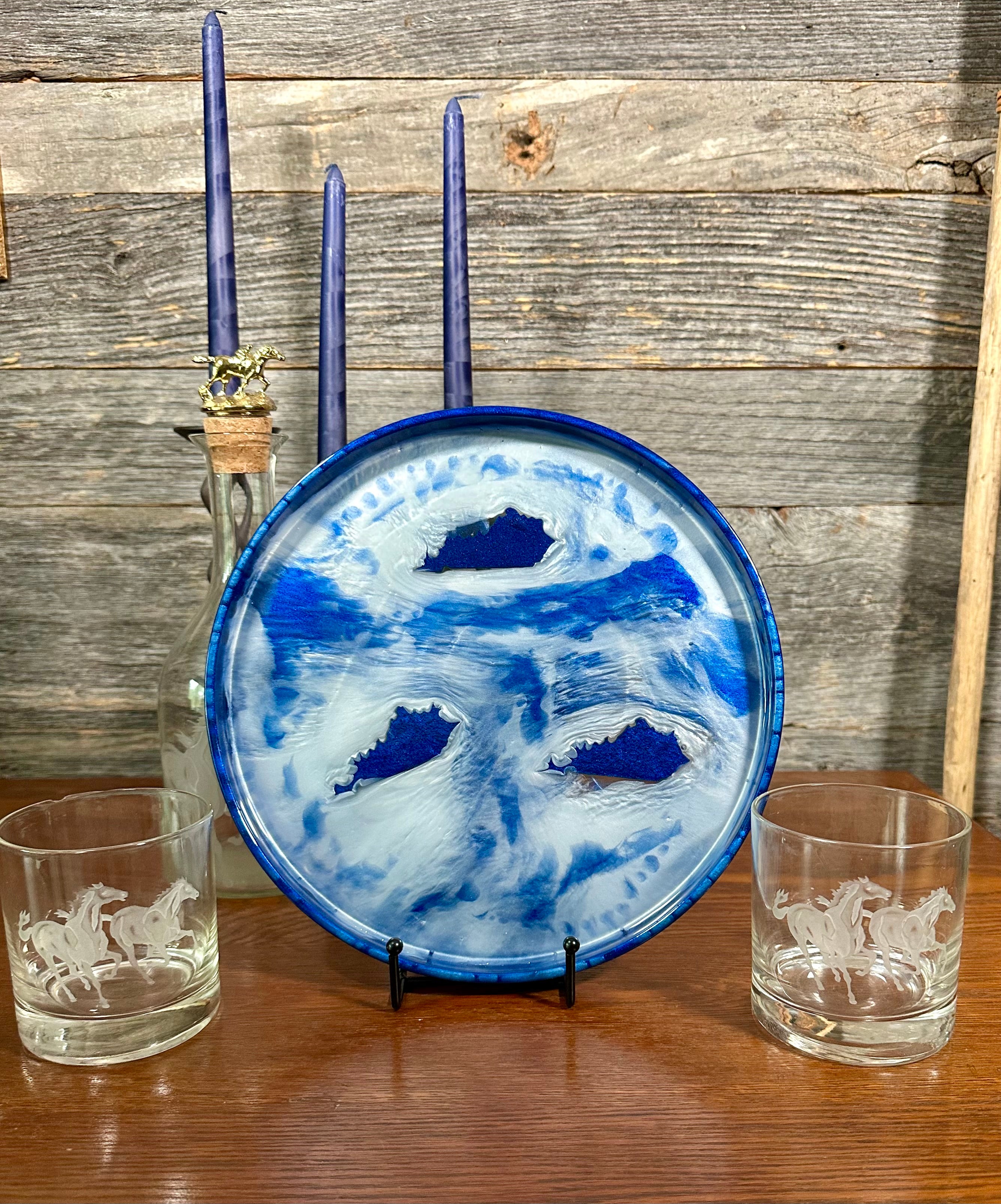 Handcrafted Round Resin Decorative Trays