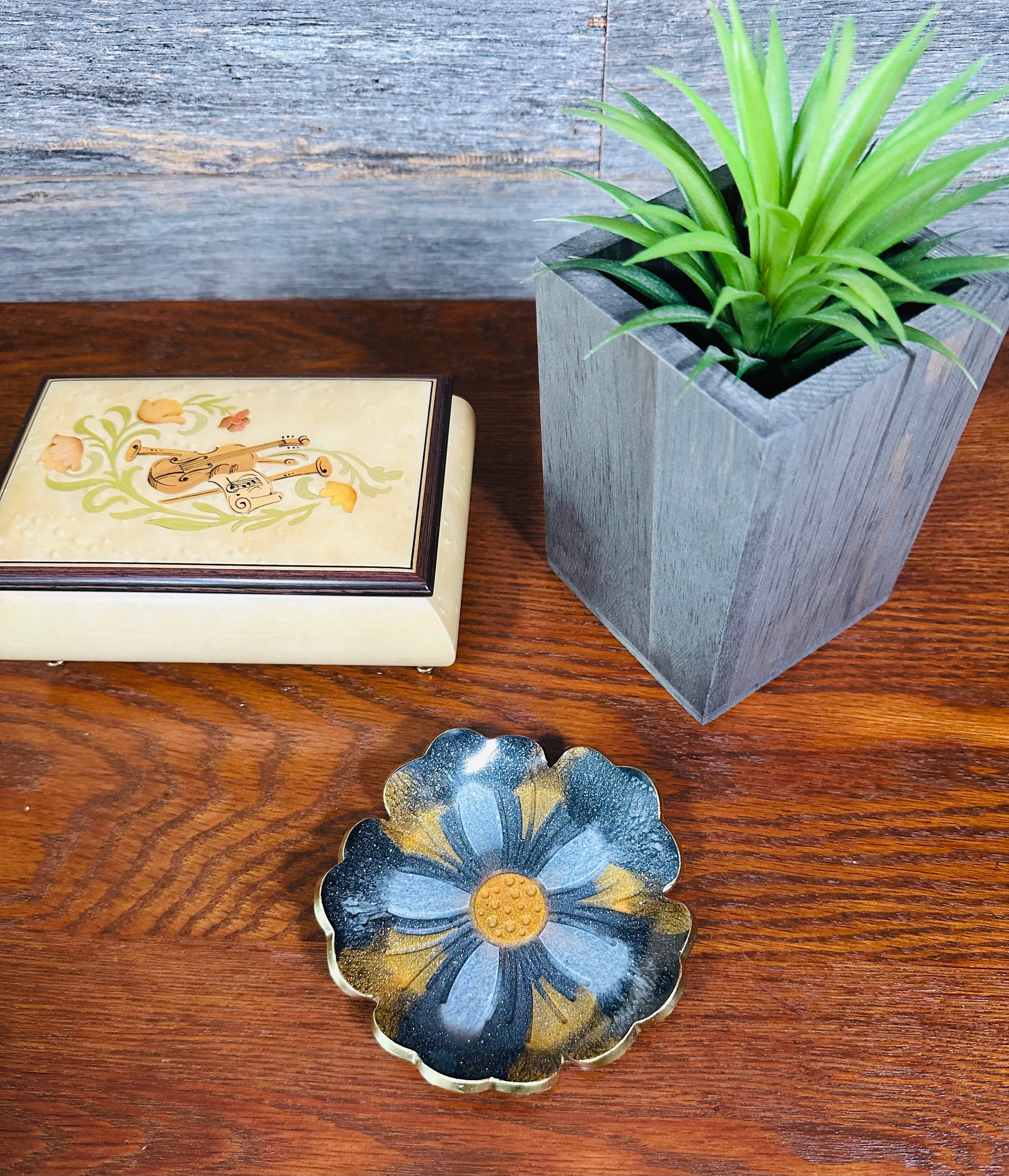 Small ResinFlower Bowl -Trimmed in Gold, Bronze, or Silver