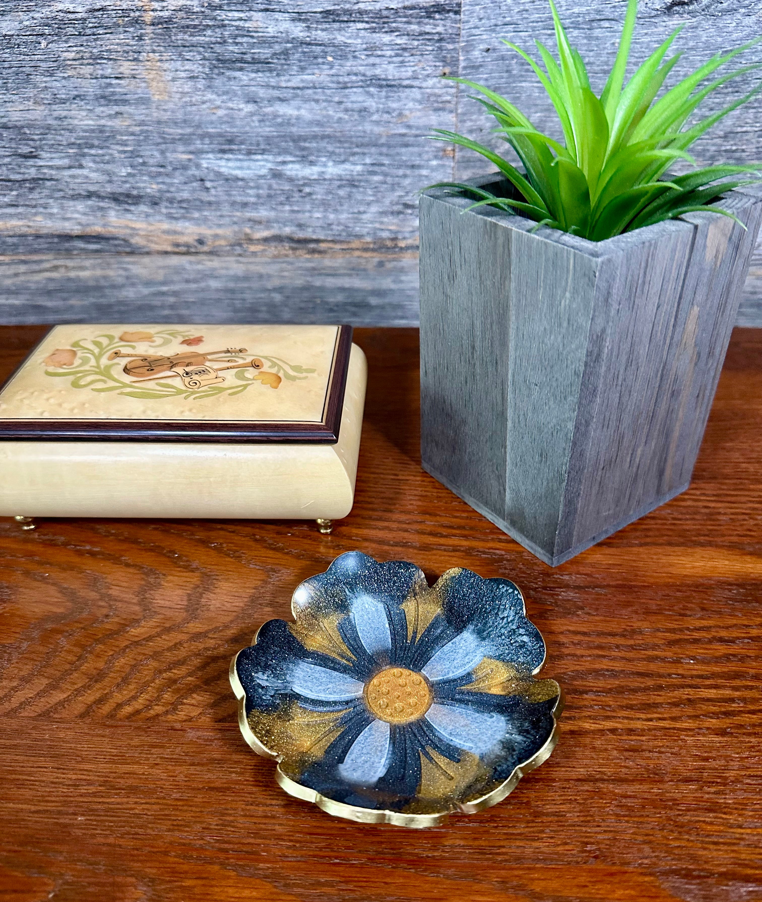 Small ResinFlower Bowl -Trimmed in Gold, Bronze, or Silver