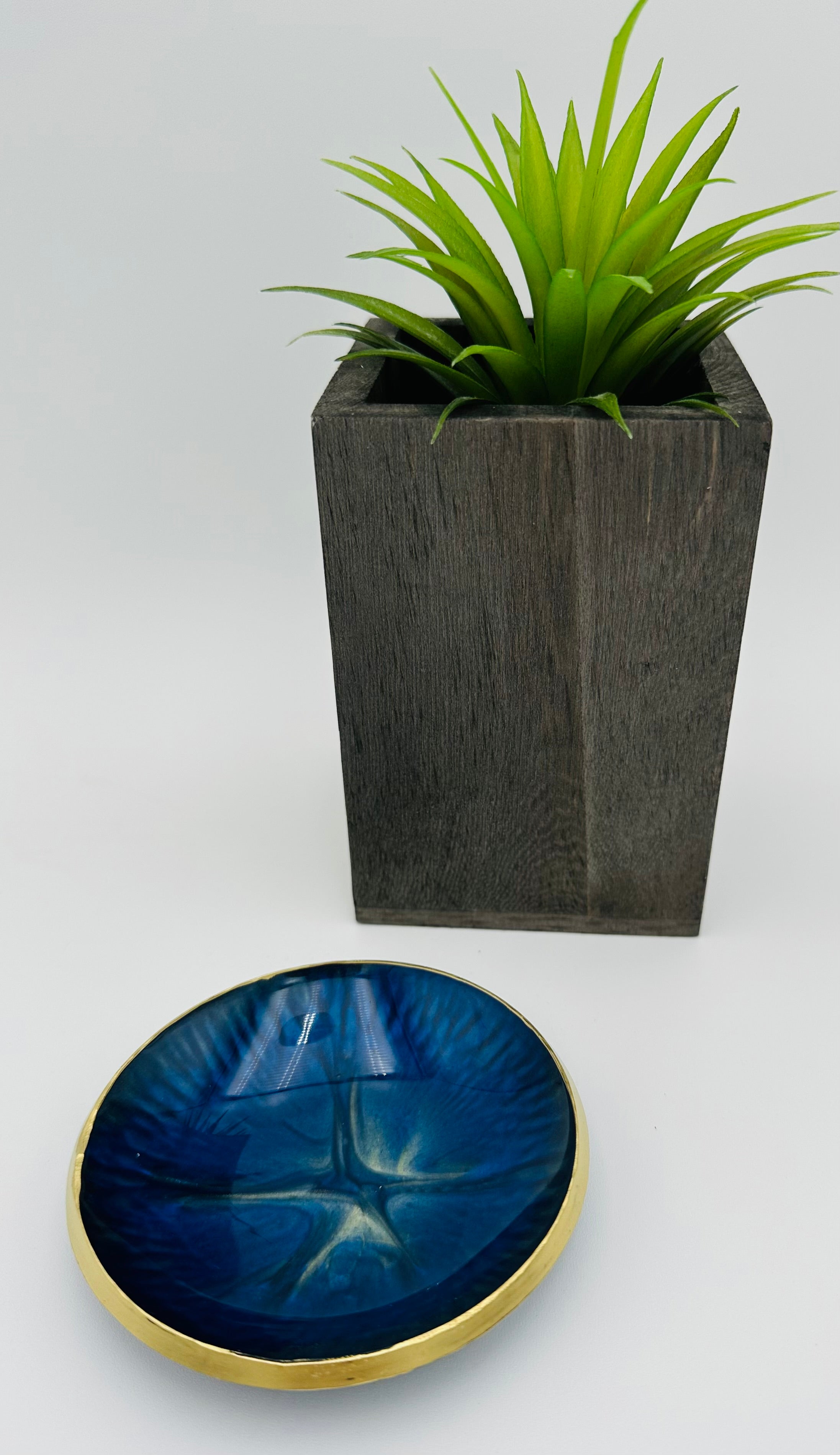 Handcrafted Resin Art Bowl - X-Small