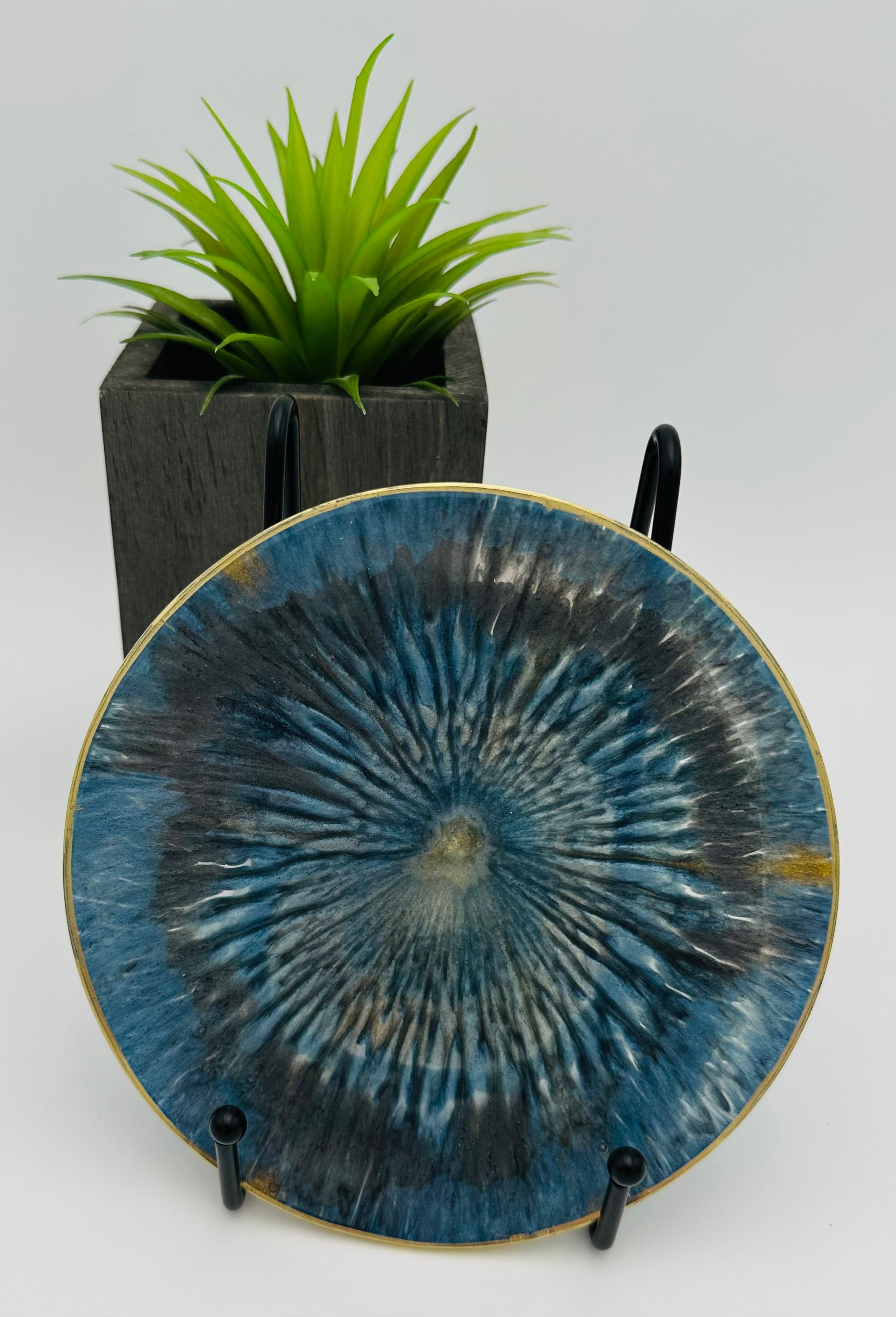 Handcrafted Resin Art Bowl - Medium