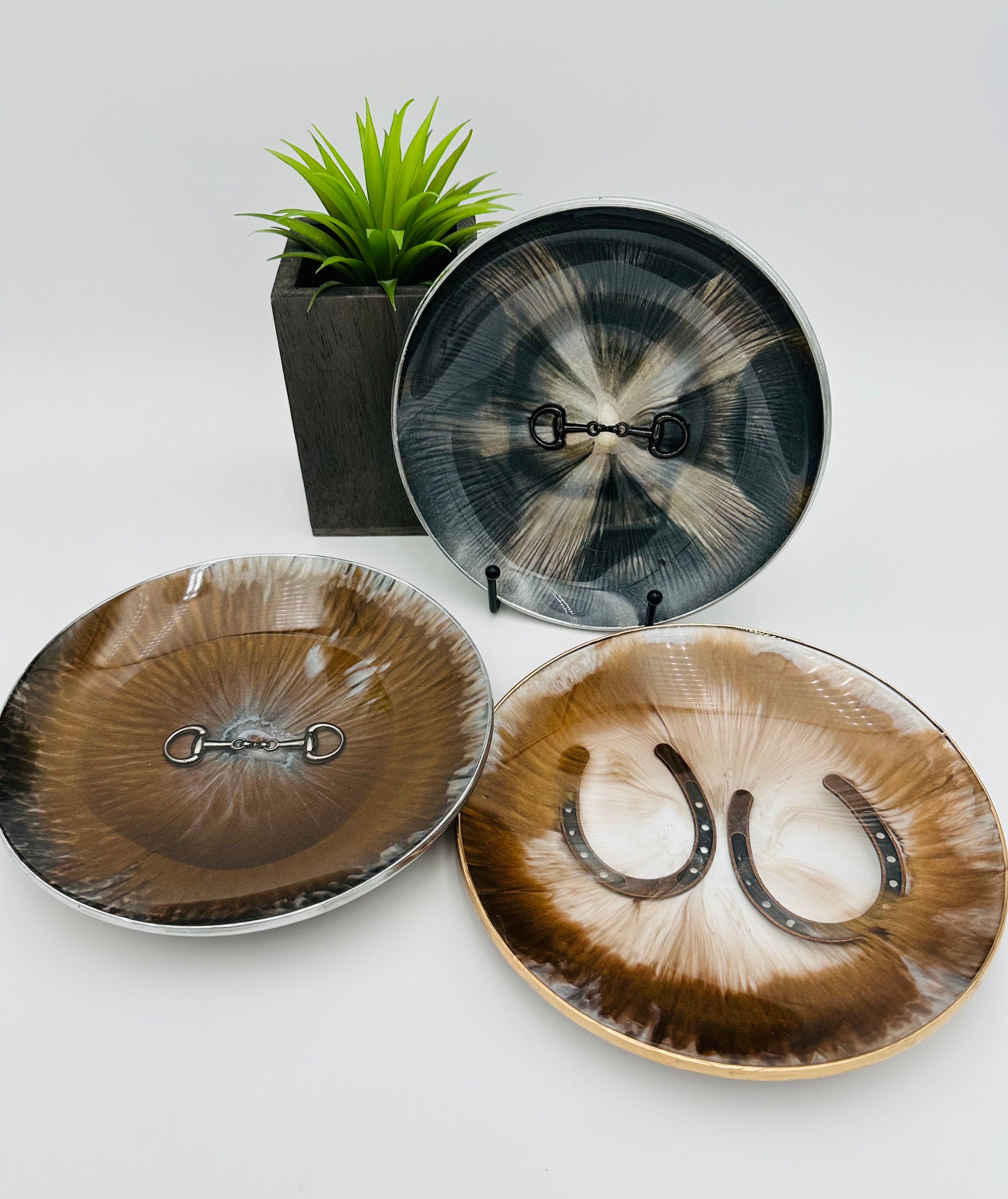 Handcrafted Resin Art Bowl - Featuring Equestrian Themed Inlays -Large