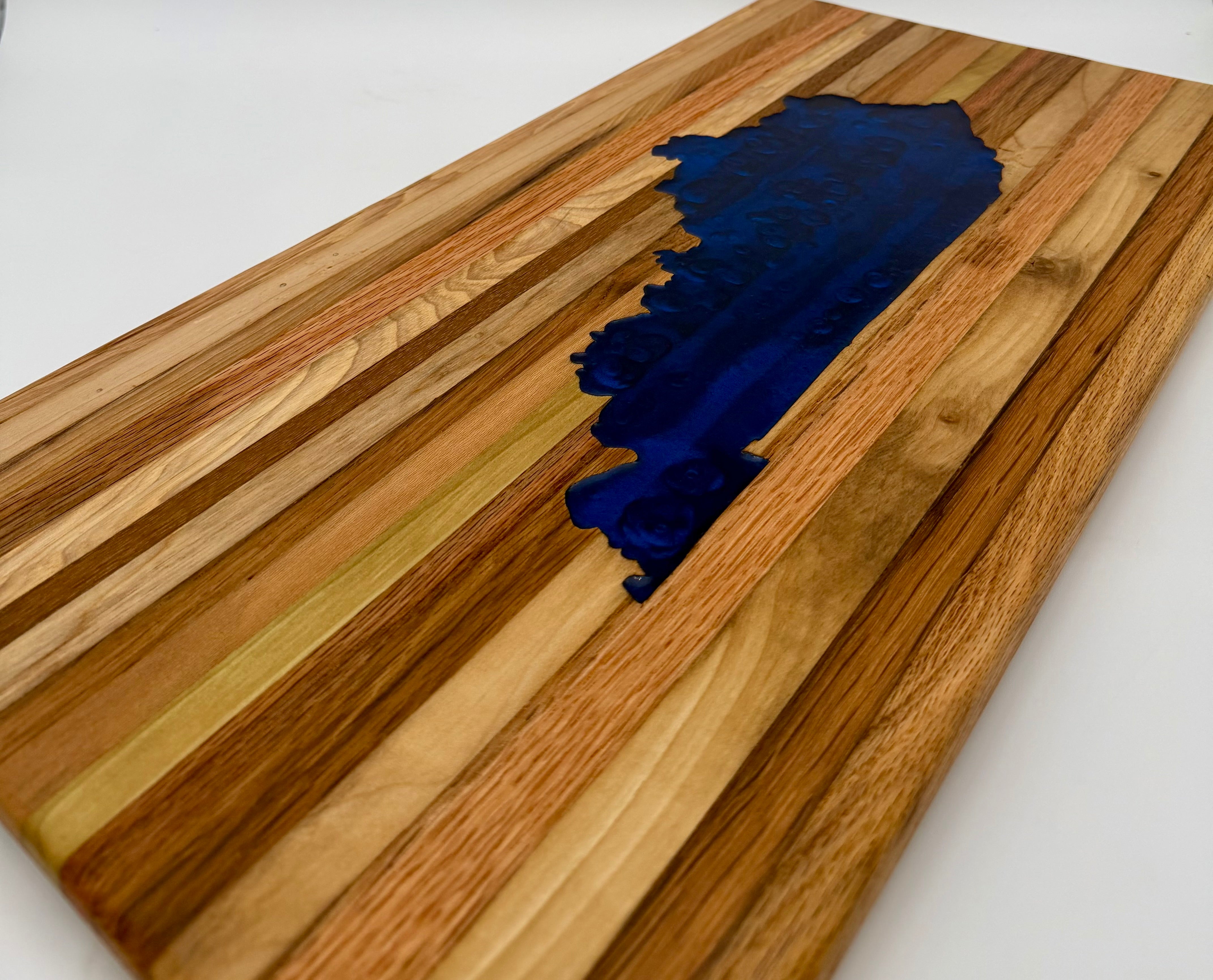 Handcrafted Kentucky State Silhouette Epoxy Resin & Hardwood Cutting Board