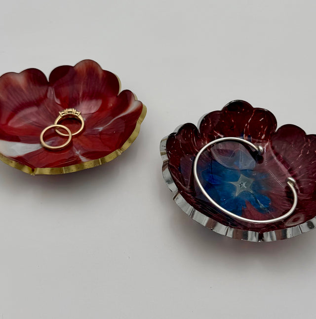 Scalloped Petal Resin Jewelry Dish with Metallic Trim
