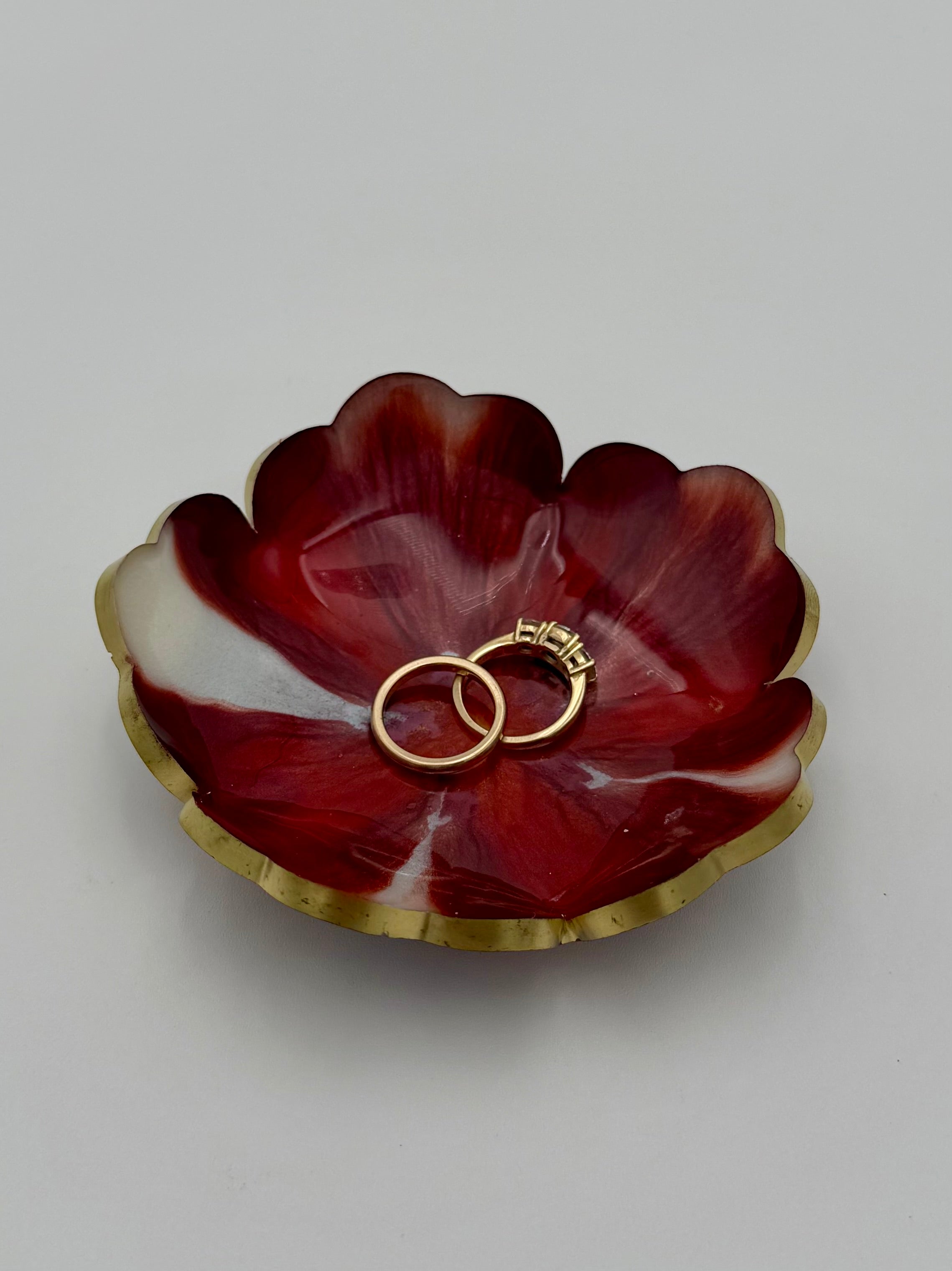 Scalloped Petal Resin Jewelry Dish with Metallic Trim