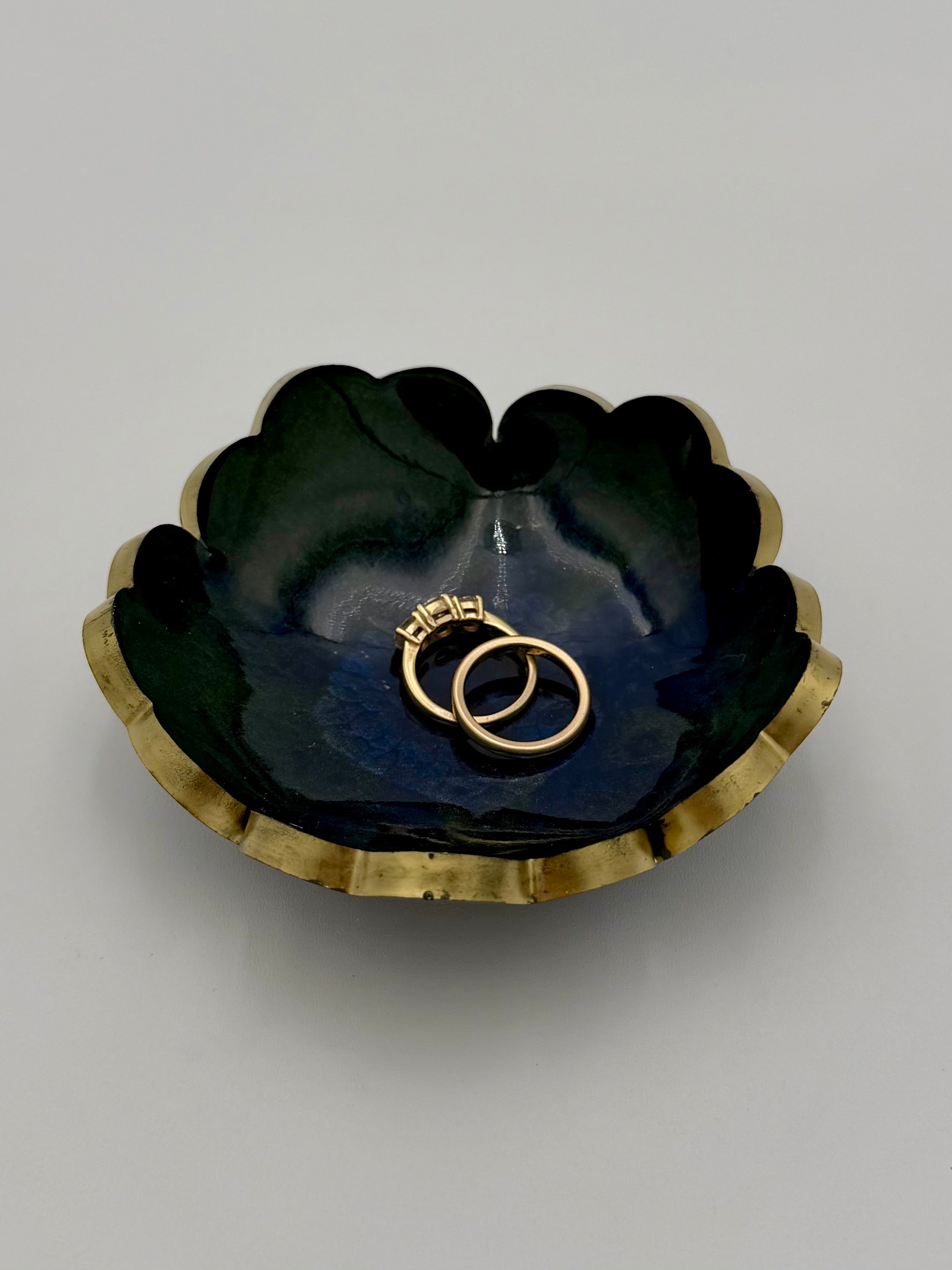Scalloped Petal Resin Jewelry Dish with Metallic Trim