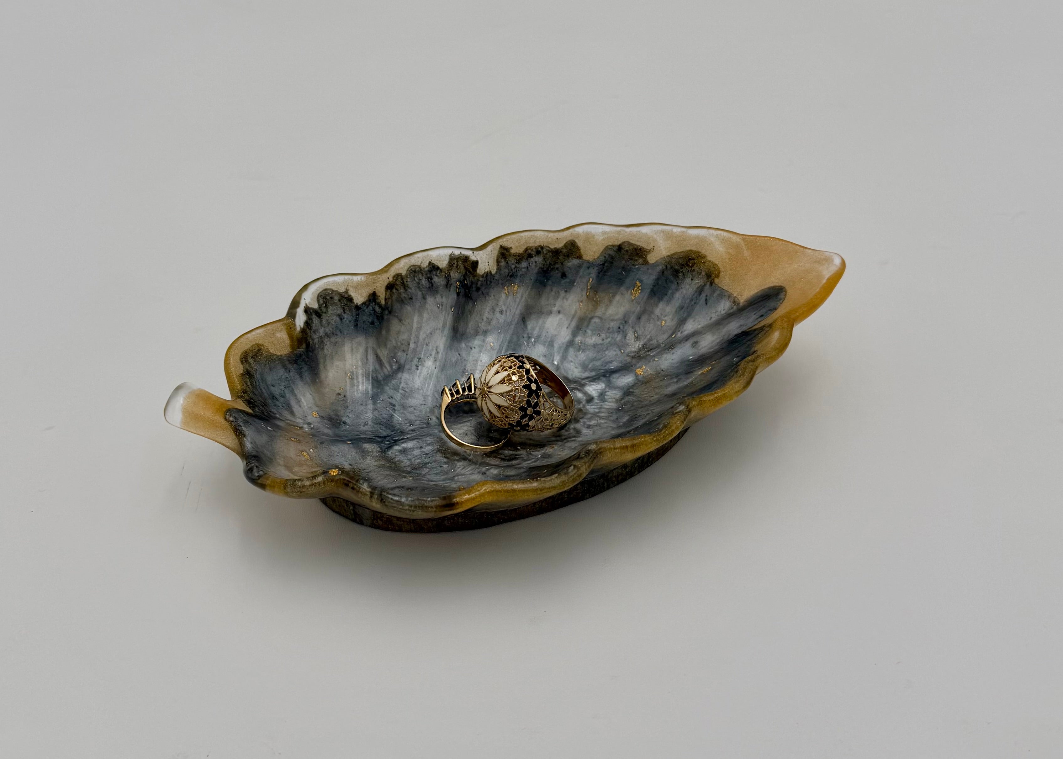 Handcrafted Resin Oak Leaf Dish | Decorative Trinket Dish & Ring Holder