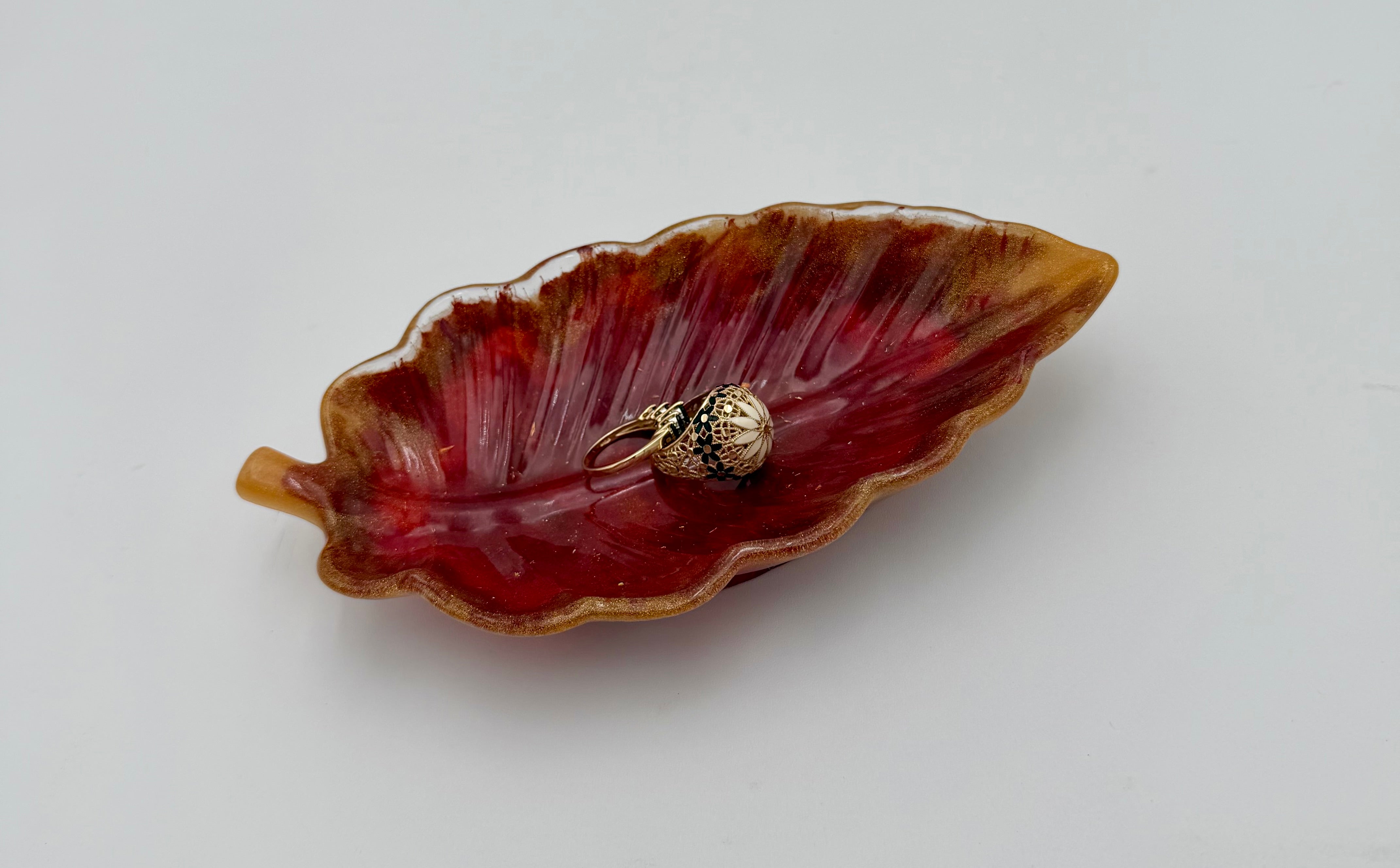 Handcrafted Resin Oak Leaf Dish | Decorative Trinket Dish & Ring Holder