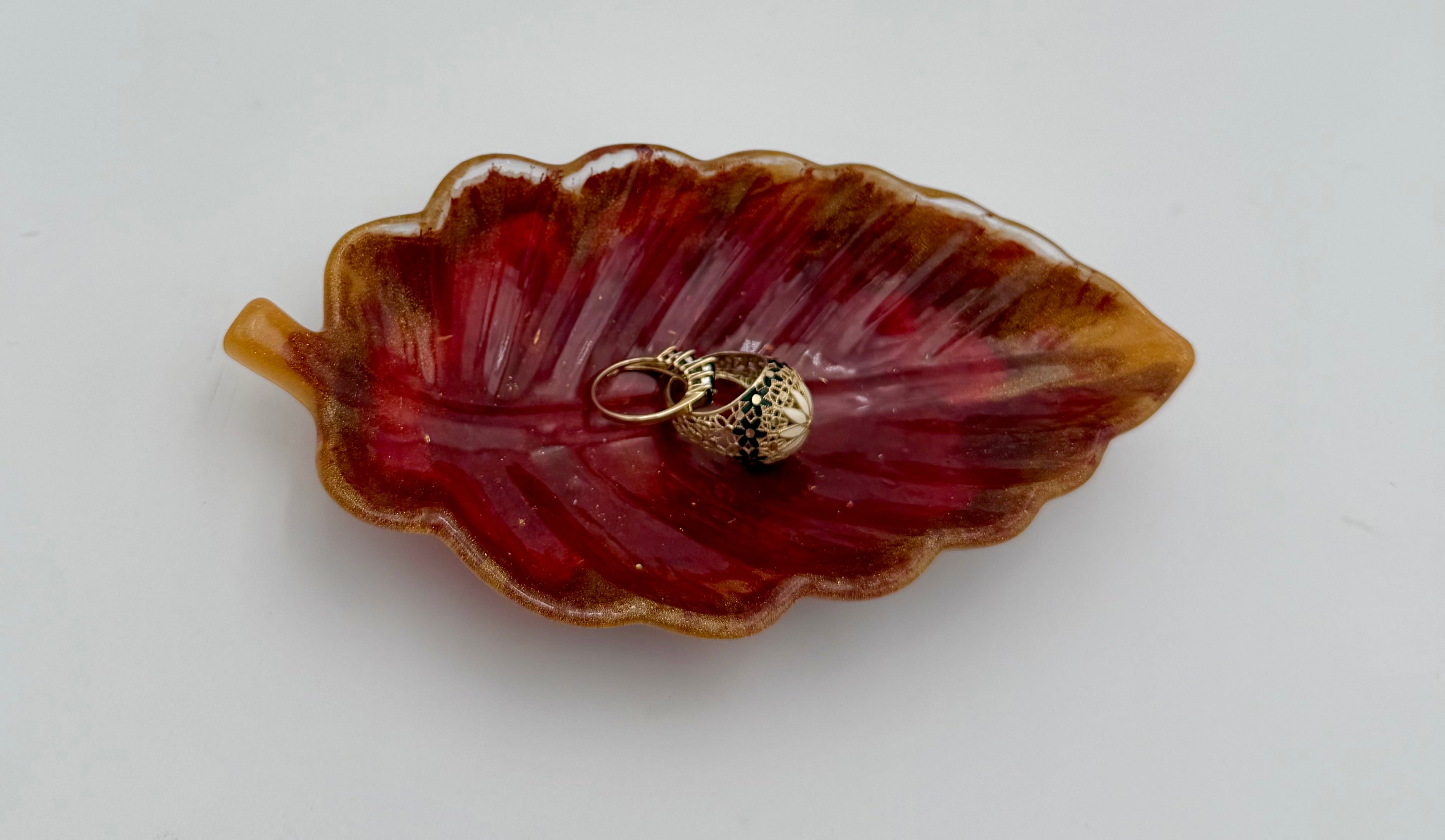 Handcrafted Resin Oak Leaf Dish | Decorative Trinket Dish & Ring Holder