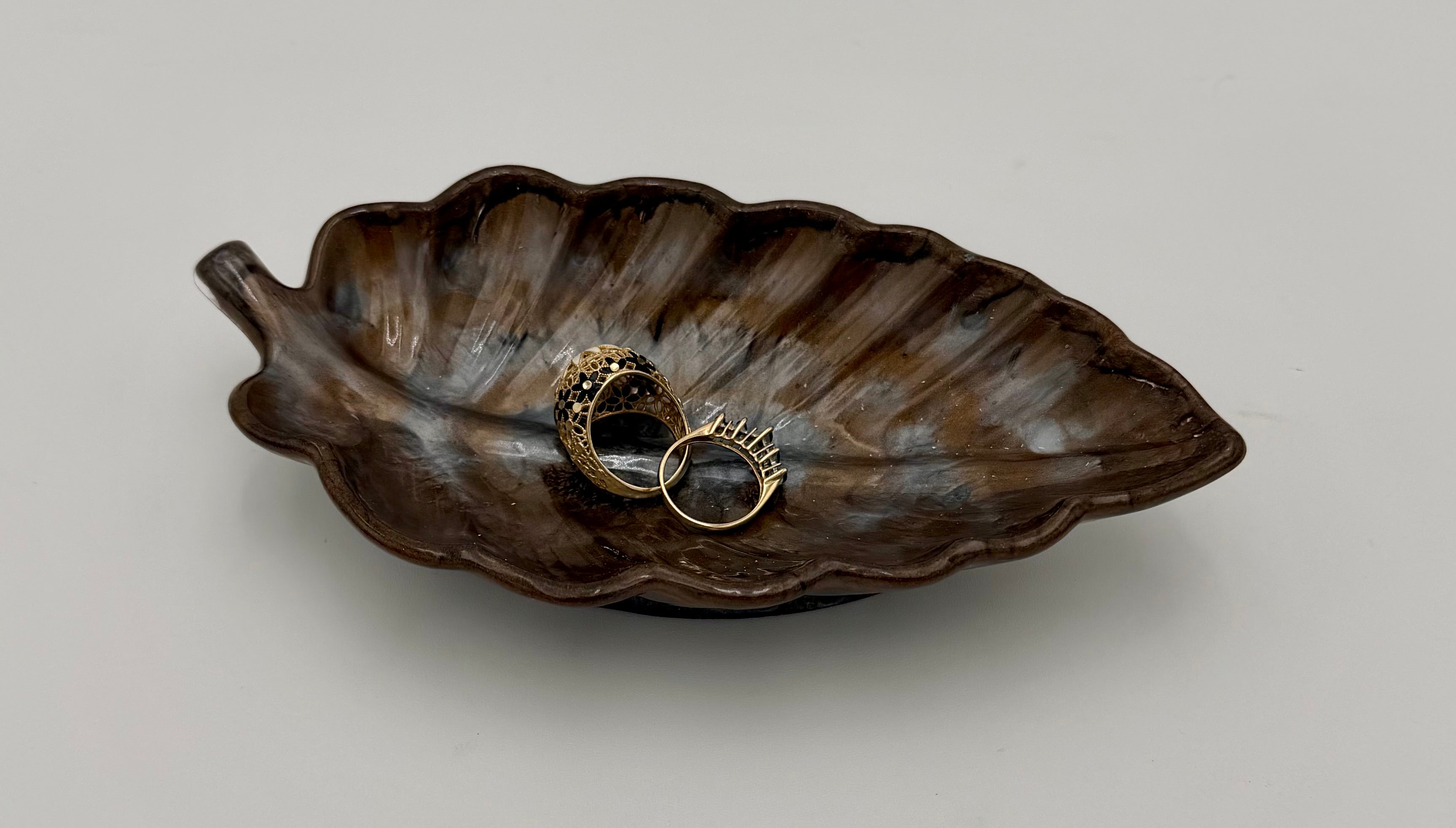 Handcrafted Resin Oak Leaf Dish | Decorative Trinket Dish & Ring Holder