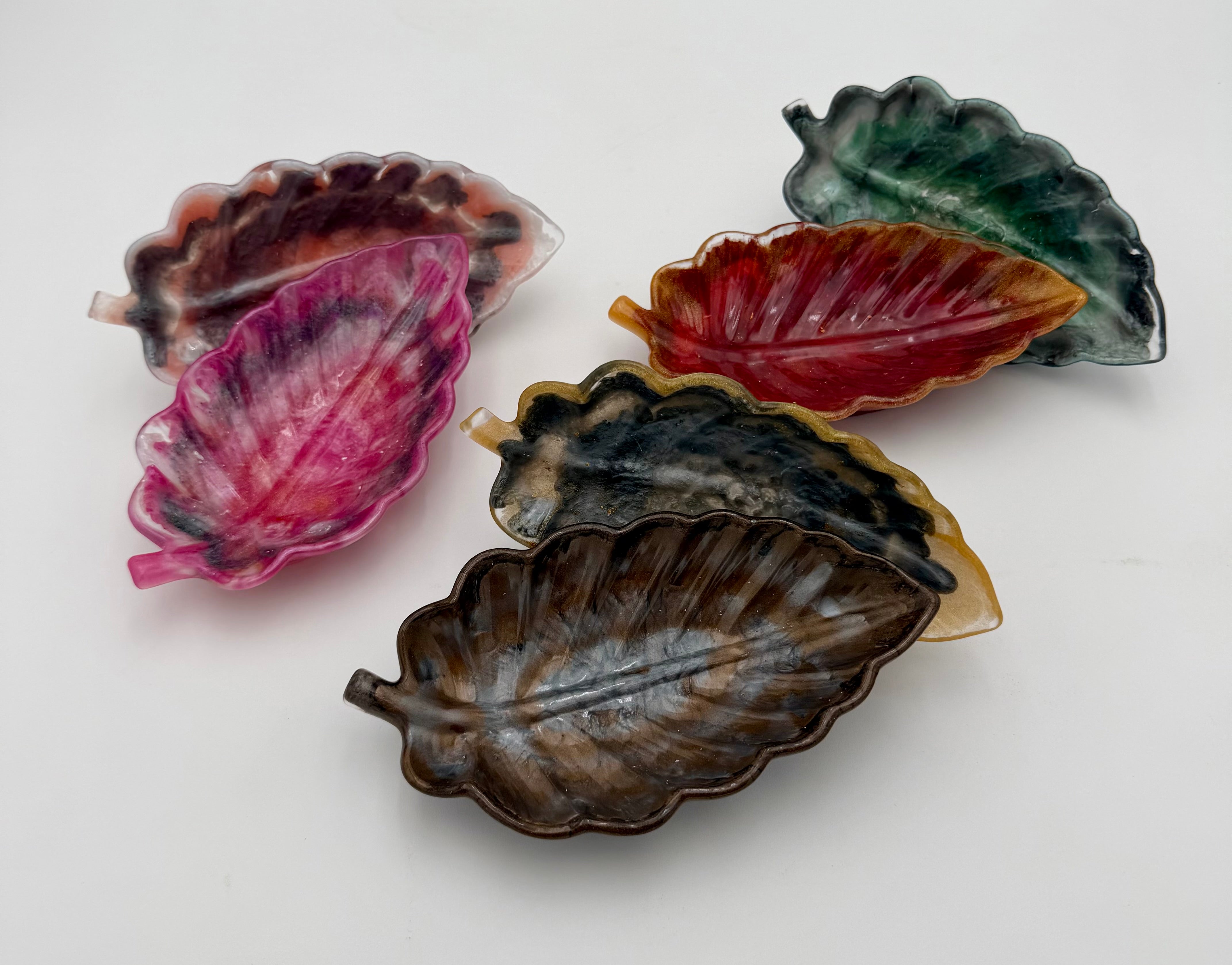 Handcrafted Resin Oak Leaf Dish | Decorative Trinket Dish & Ring Holder