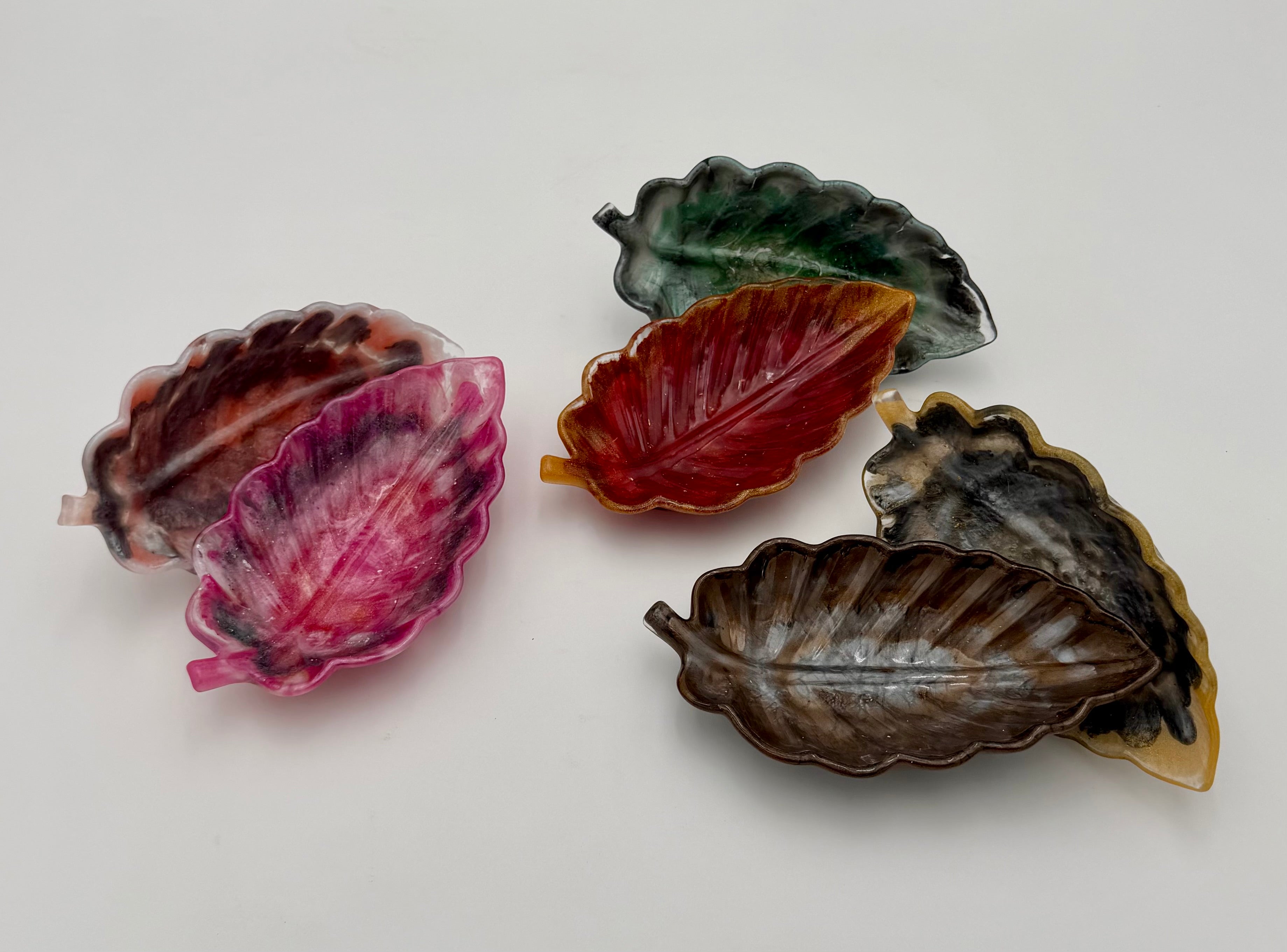Handcrafted Resin Oak Leaf Dish | Decorative Trinket Dish & Ring Holder
