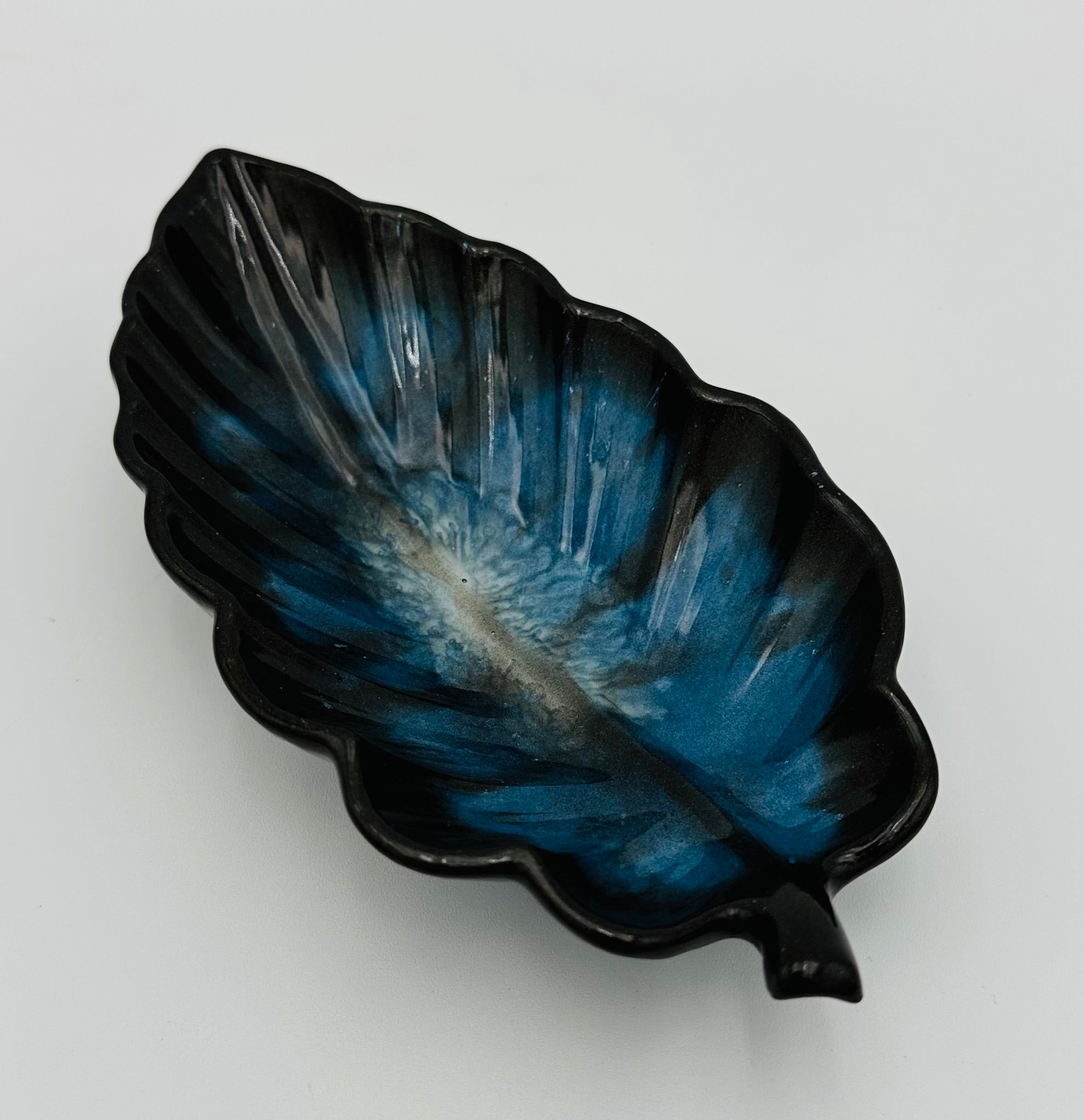 Resin Leaf Trinket Dishes